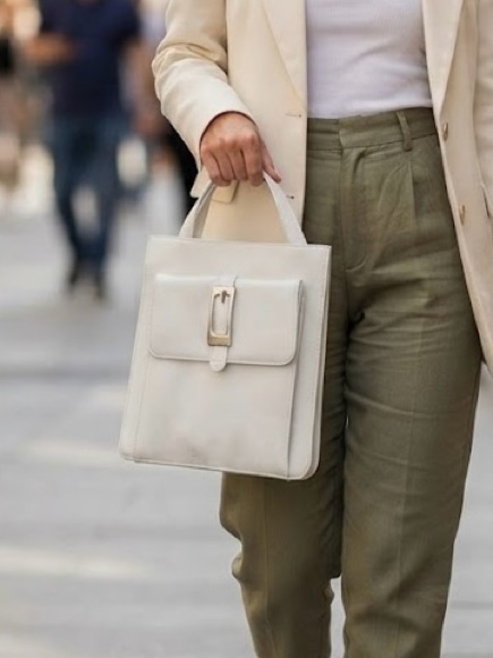 Vintage White Structured Minimalist Shoulder Bag Crossbody Buckle Pocket Retro